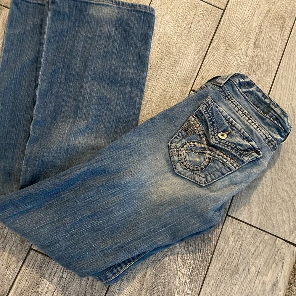 Big Star
Cast K Fit
26L
Light/Medium denim
Stretchy and comfy 👖💗